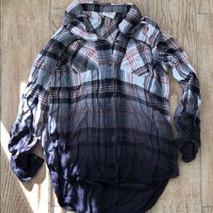 DONATED Knox Rose Soft Ombré Flowy Button Up